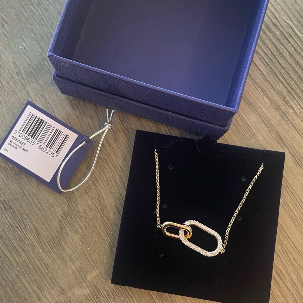 Swarovski gold necklace